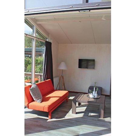 2 Bedroom Awesome Home In Sint-Annaland Exterior photo